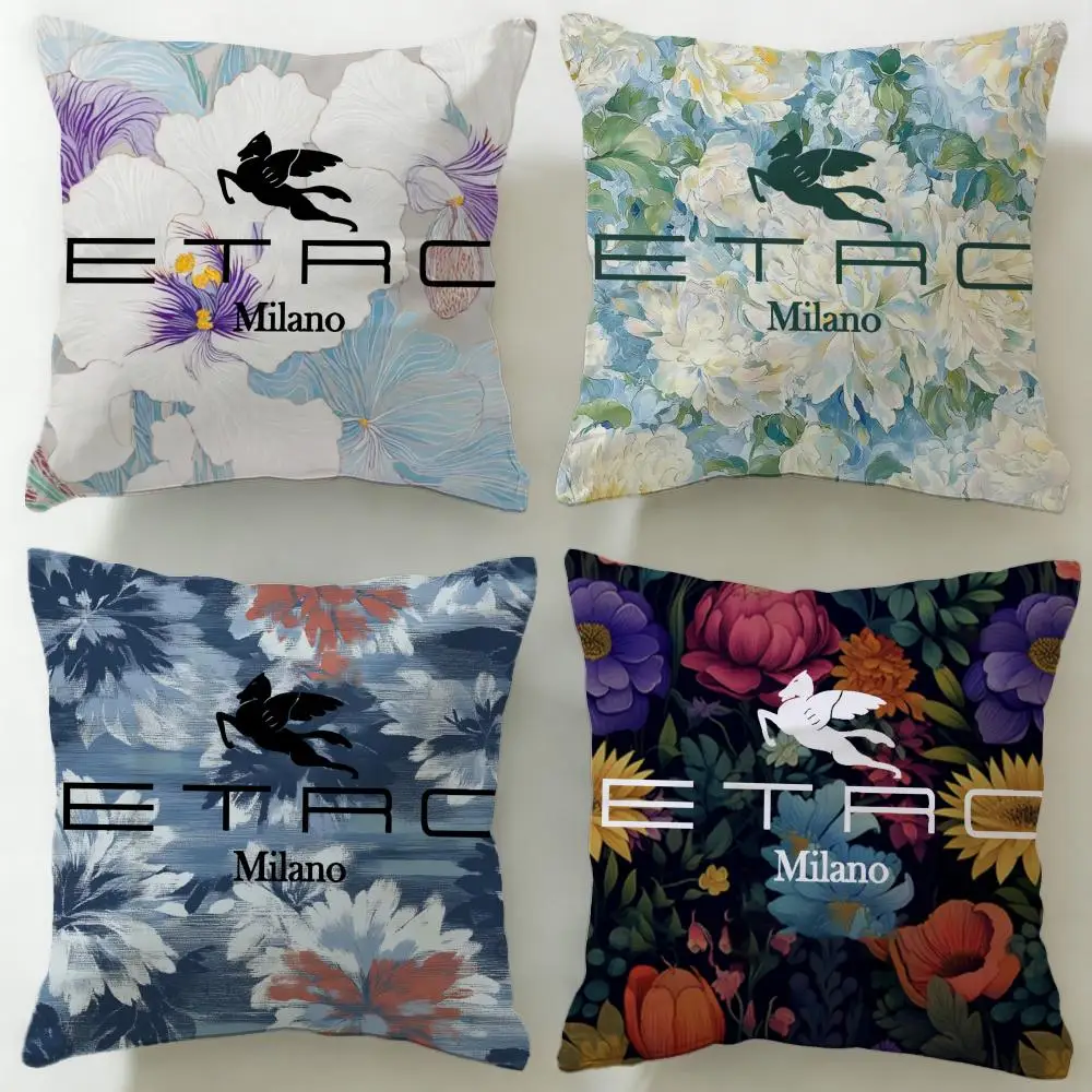 

Классический модный бренд Etro. Наволочка для подушки, мягкая и легко моющаяся – универсальная для дивана, кровати, путешествий и офиса.