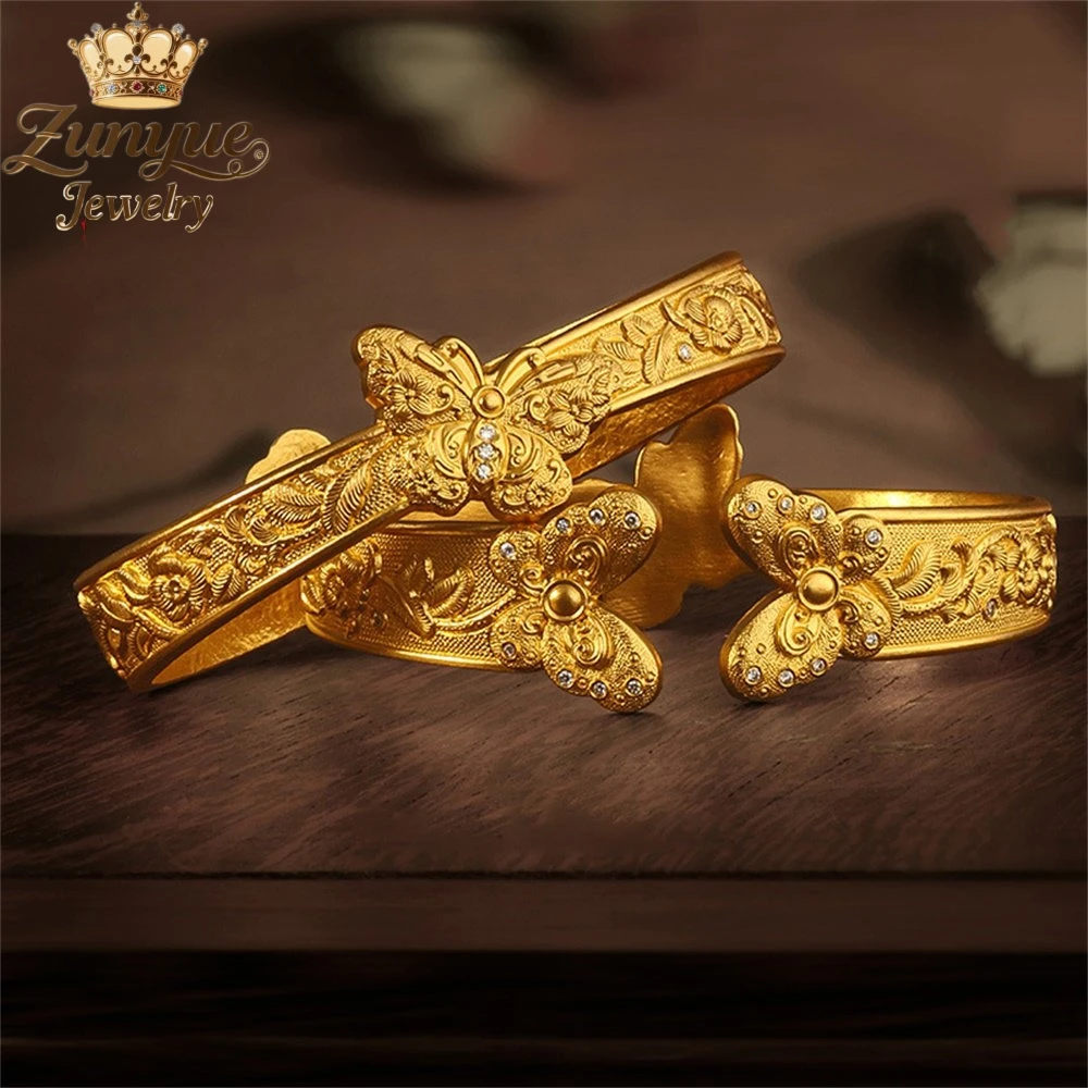 

High-End Sand Gold Three-Dimensional Butterfly Bracelet Luxury Quality Jewelry Fashion Jewelry Exquisite Elegant Charms Popular