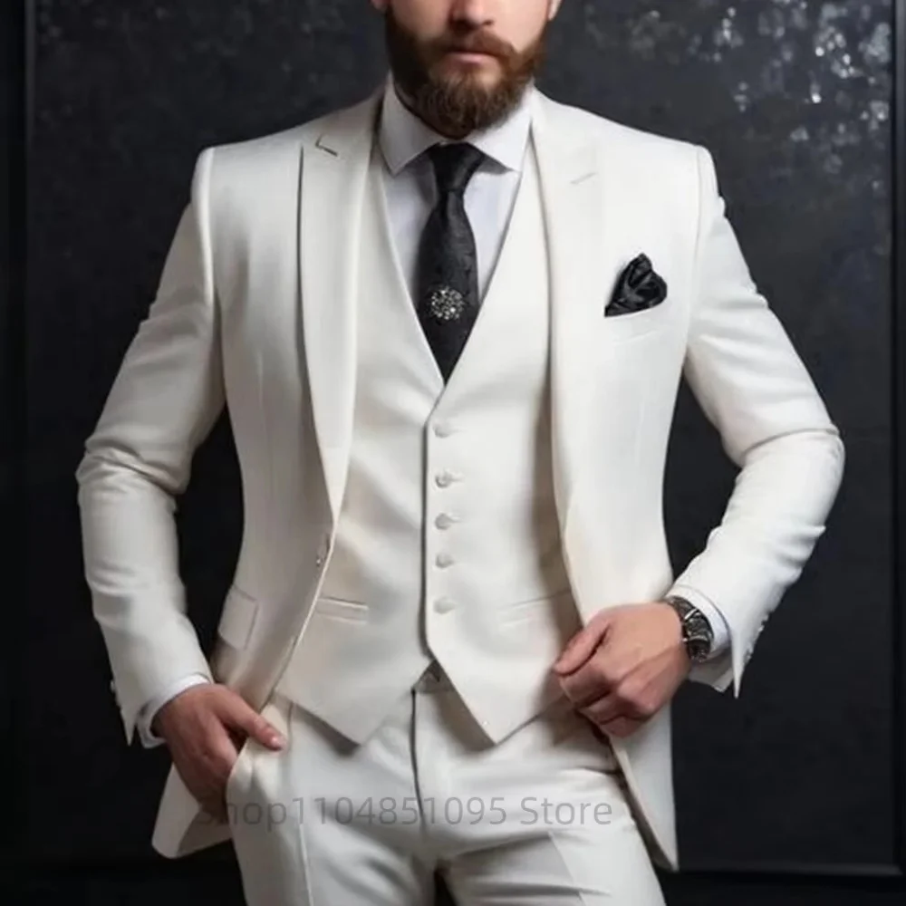 

Classic Wedding Tuxedos Casual Solid Suits Slim Fit 3 Pieces Groomsmen Suit Male Formal Business Men Clothing