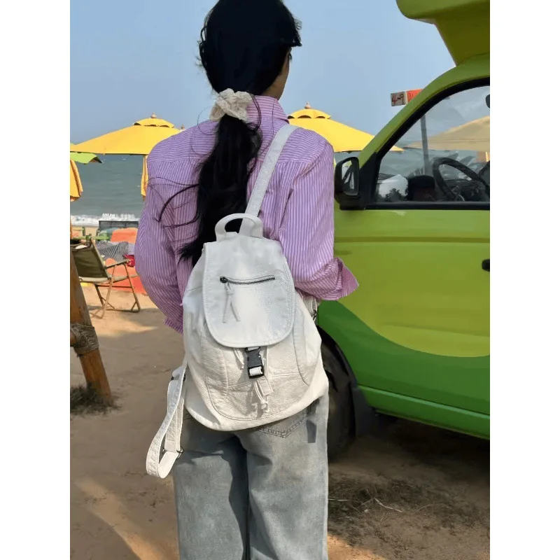 

PU soft leather backpack women large capacity clamshell lock student commuting schoolbag single shoulder travel bag