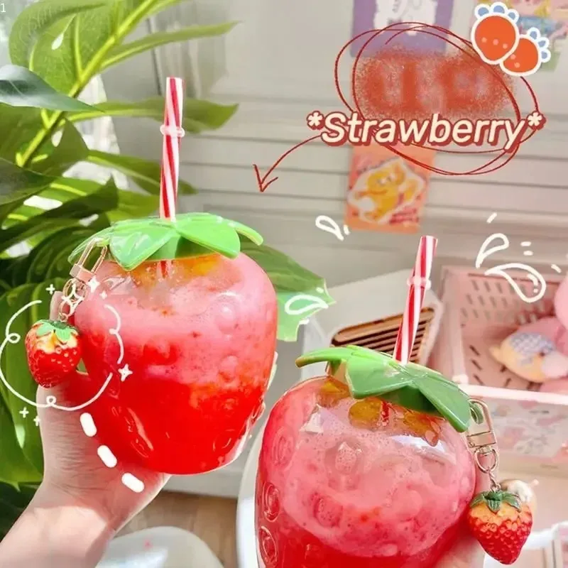 500ml Strawberry Straw Water Bottle Cute Summer Portable Plastic Cup Cartoon Kawaii Girl Student Kids Drinking Cup Juice Bottle