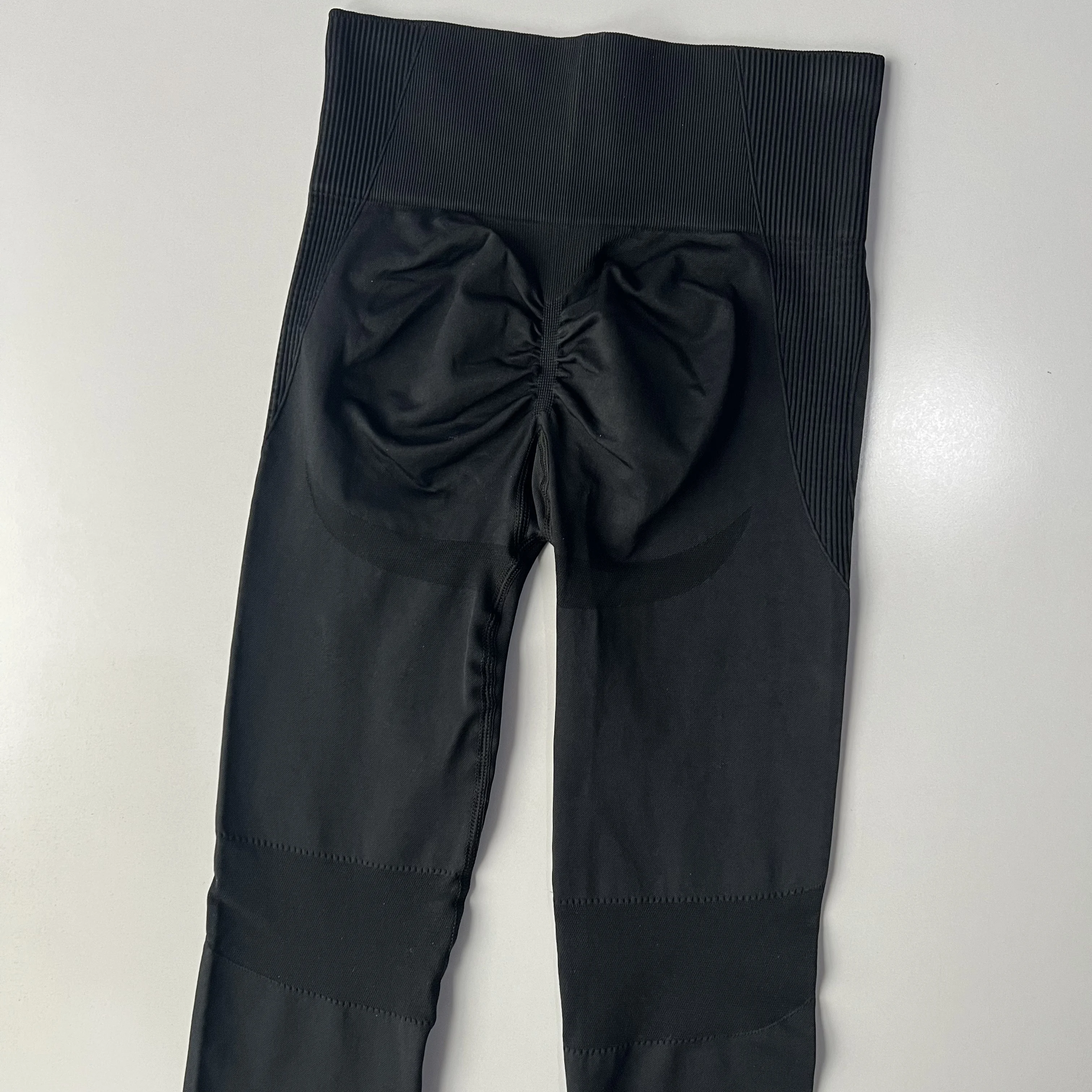 Stoßfeste Sport-BHs Leggings Professioneller Fitness-Schönheits-Rücken-BH Schnelltrocknender Laufanzug mit hoher Taille Zweiteiliges Yoga-Set – Detail 7