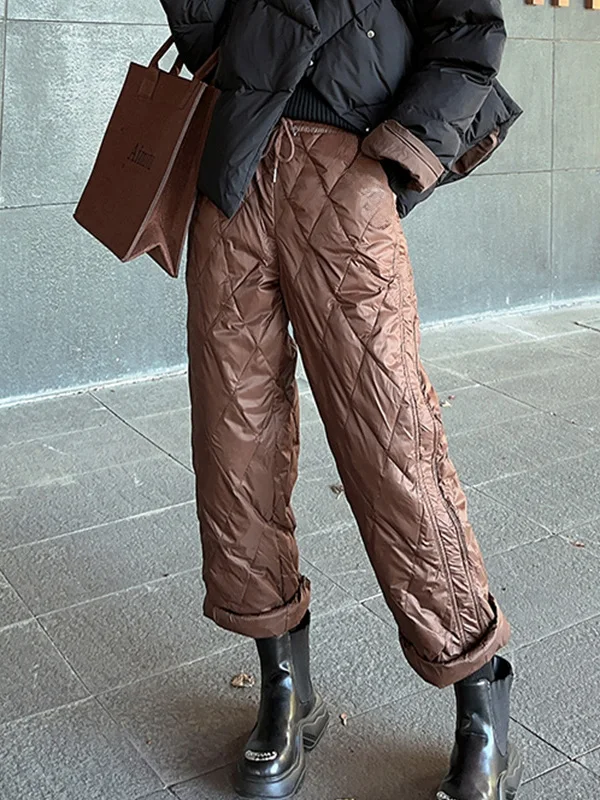 Pantaloni in piumino di cotone alla moda Pantaloni da donna caldi larghi dritti casual versatili a nove punti Inverno 2025 con motivo a diamanti