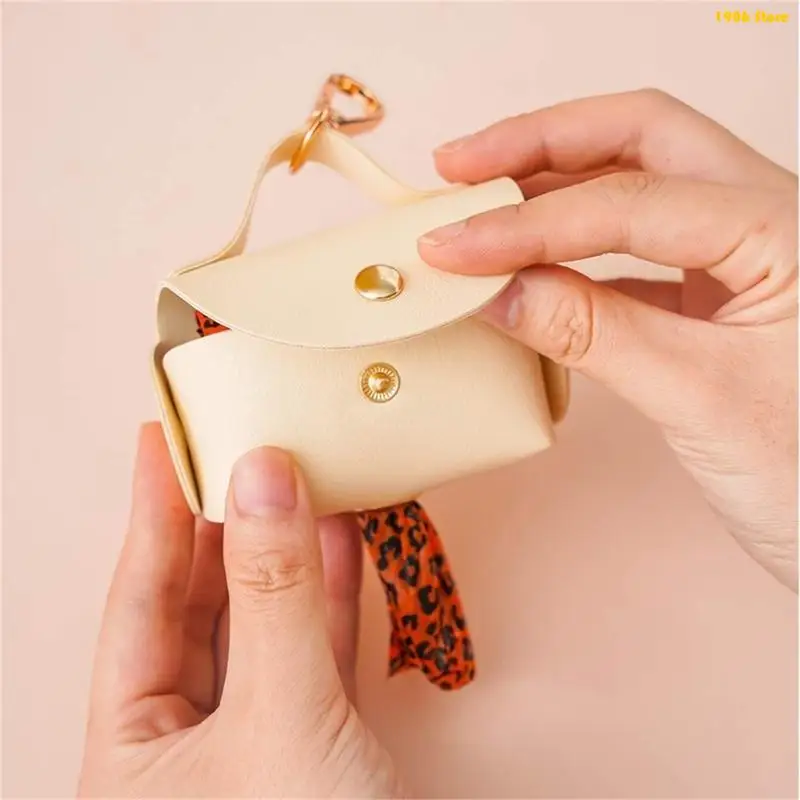 U1JB Pet Trash Bag Holder Dogs Poop Bag Dispenser PU Leather Dog Pooper Bag Dispenser with LeashHook for Outdoor Activity