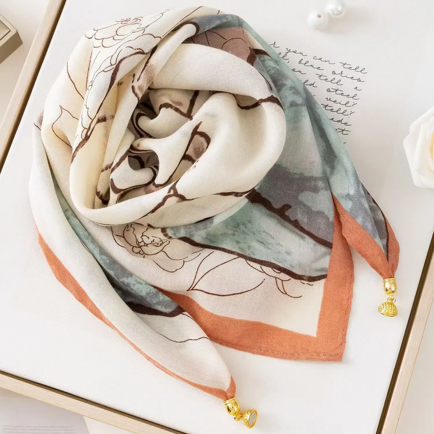 

2025 New Plaid Flower Print Scarves With Magnetic Buckle 65cm*65cm Square Cotton and Linen Neck Wraps Elegant Bag Handle Bands