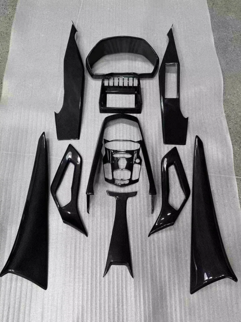 High Quality Dry Carbon Fiber Interior 10pcs for  Aventador LP700