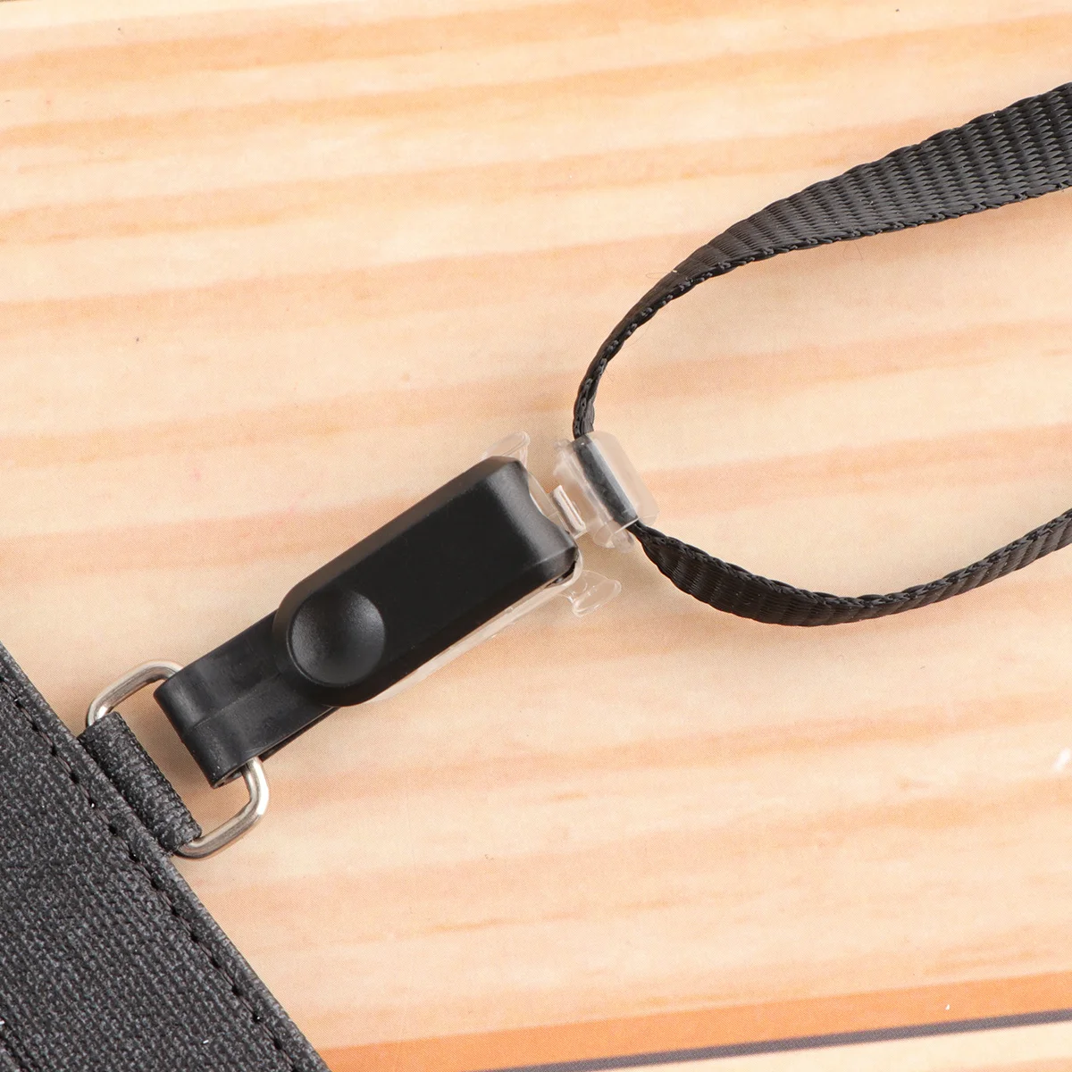 

Cloth Badge Holder Detachable Id Holder Vertical Black for Business Daily Use Students Pass Case Lanyard Id Window