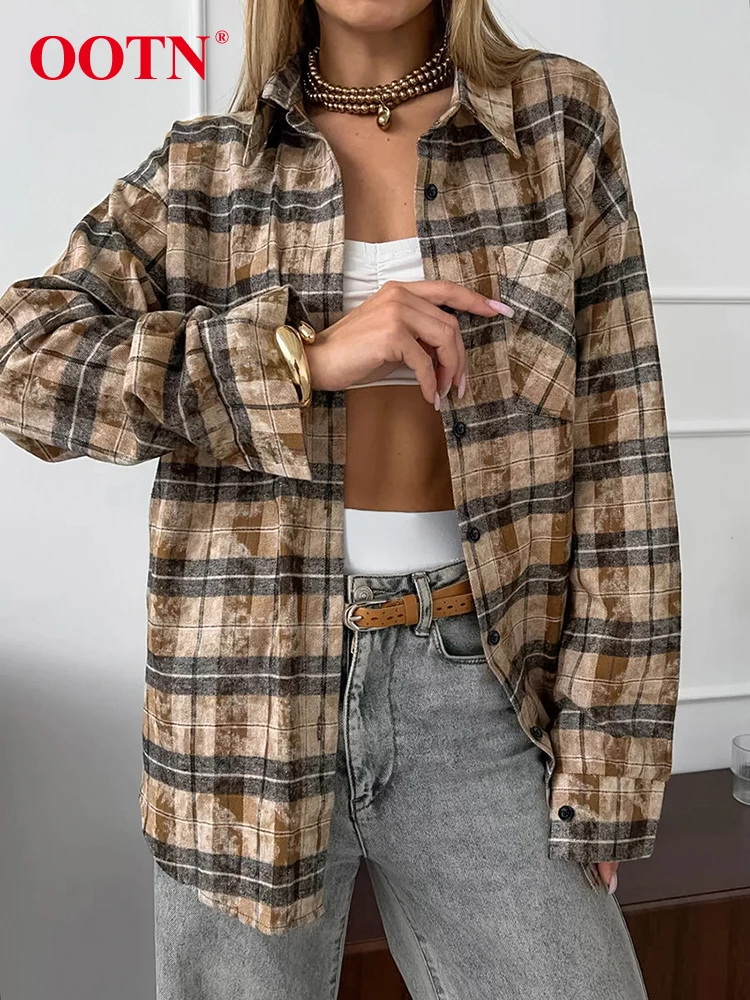 

OOTN Turn Down Collar Vintage Gingham Shirts Women Autumn Streetwear 2024 Oversize Pockets Plaid Blouses And Tops Long Sleeves