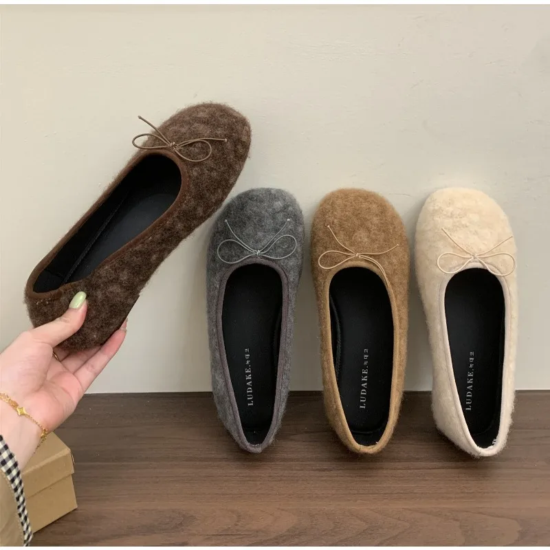 

Women's Fuzzy Flats with Bow Cozy Slip-On Retro Suede Flats Split Toe Boat Shoes Femme Mary Jeans Mocasines Ballerina Shoe