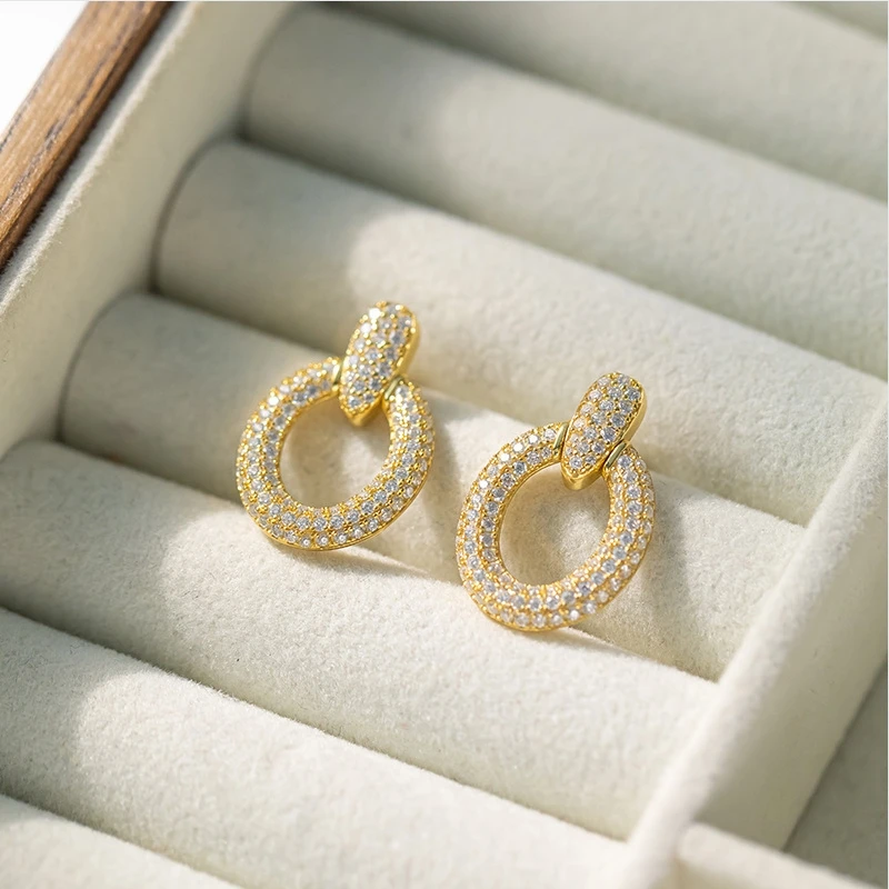 Jewelry cross-border geometric luxury full diamond earrings S925 silver gold-plated moissani diamond earrings short earrings