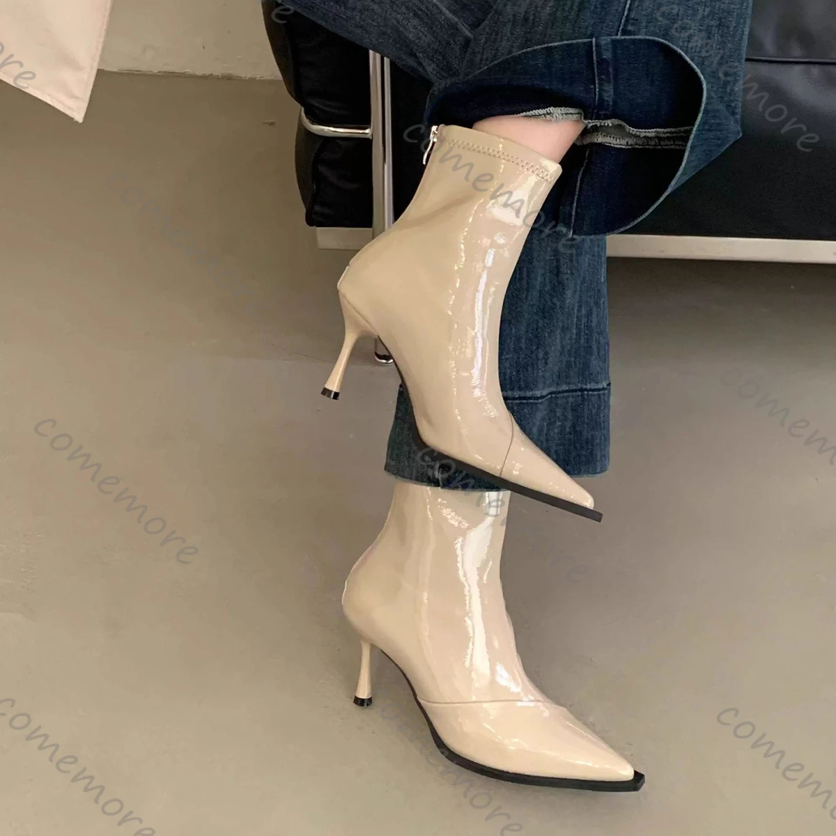 

Comemore/женские ботильоны из лакированной кожи, весна-осень 2026, женская обувь на шпильке с острым носком, пикантные короткие ботинки на высоком каблуке
