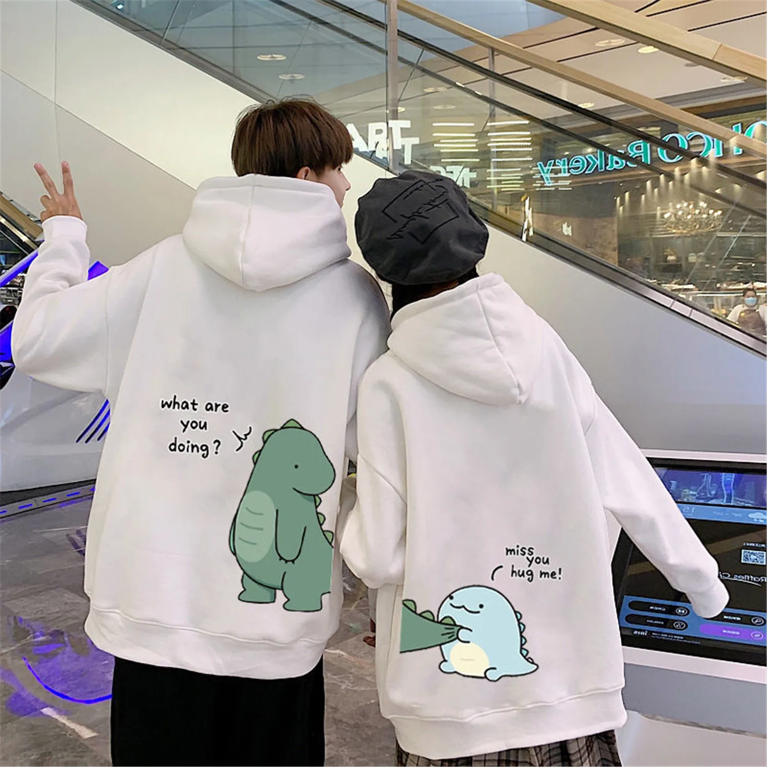 Pareja jersey de dinosaurio Punk coreano estampado de dibujos animados Sudadera con capucha mujeres hombres Kawaii Anime sudadera estética Otoño