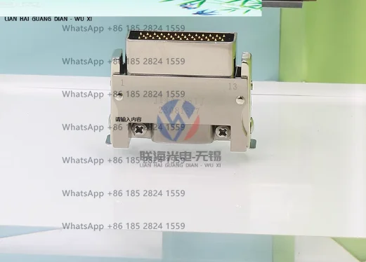 

J14A-38TK J14A-38TJ прямоугольный электрический разъем 38 контактов, авиационный разъем Совершенно новый, в наличии.