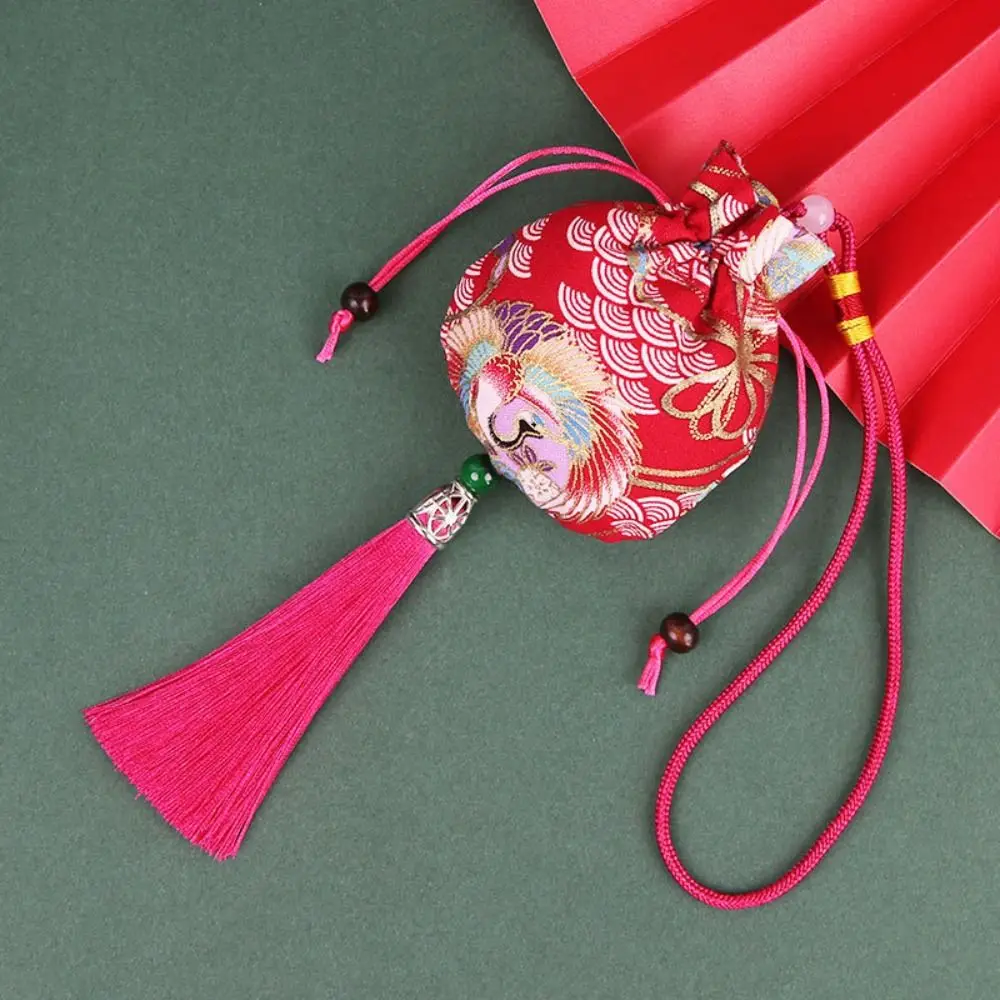 

Printing Cloth Sachet Hanging for Filled Fragrant Herbs Chinese Style Sachet Jewelry Packaging Bedroom Decoration Car Pendant