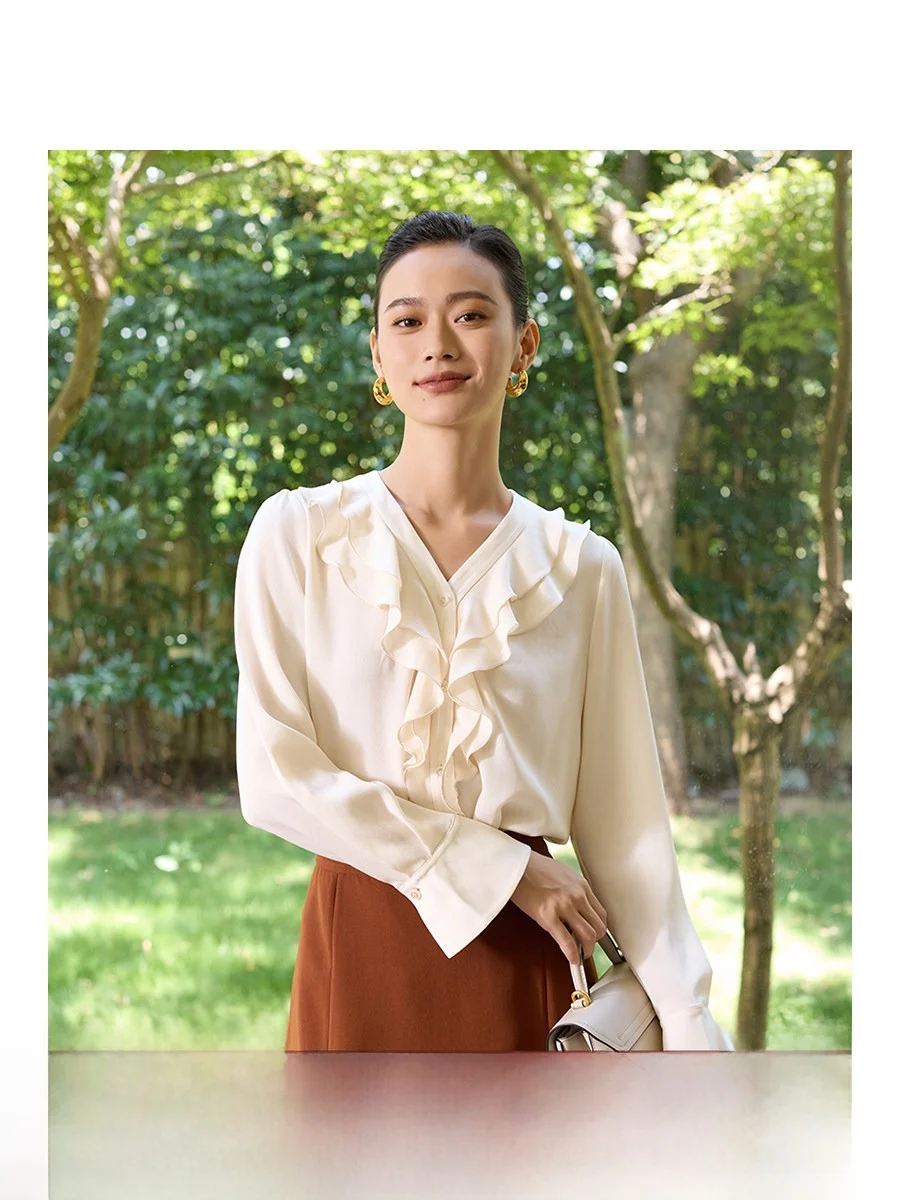 

Elegant Romantic Anti-Aging Double Layer Acetate Satin Shirt YIYI Summer Style V-Neck Long Sleeve Floral Trim Top