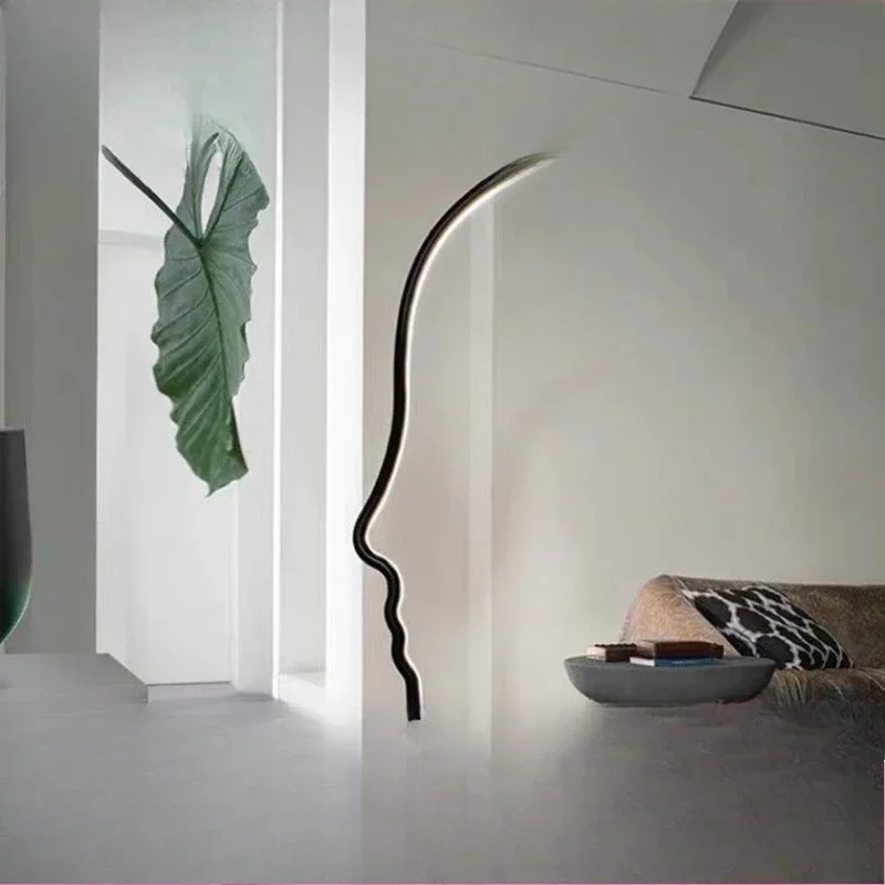 

Creative personality Italian designer sofa lamp special-shaped face beauty salon living room