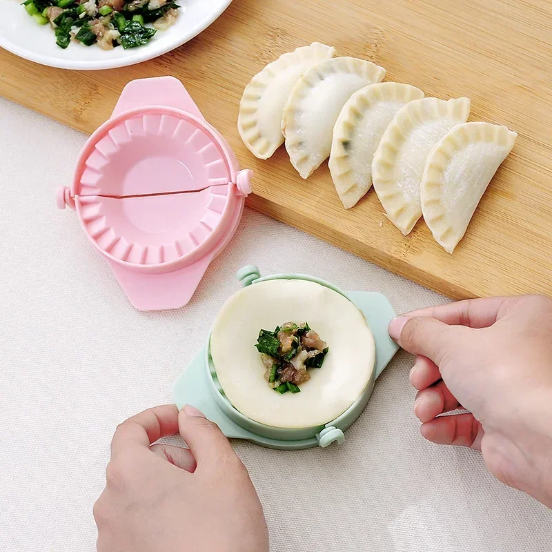 DIY Plastic Dumpling Mold Dough Press Gadgets for Cooking Dumplings Easily Ravioli Maker Jiaozi Maker Gadget Kichen Tools