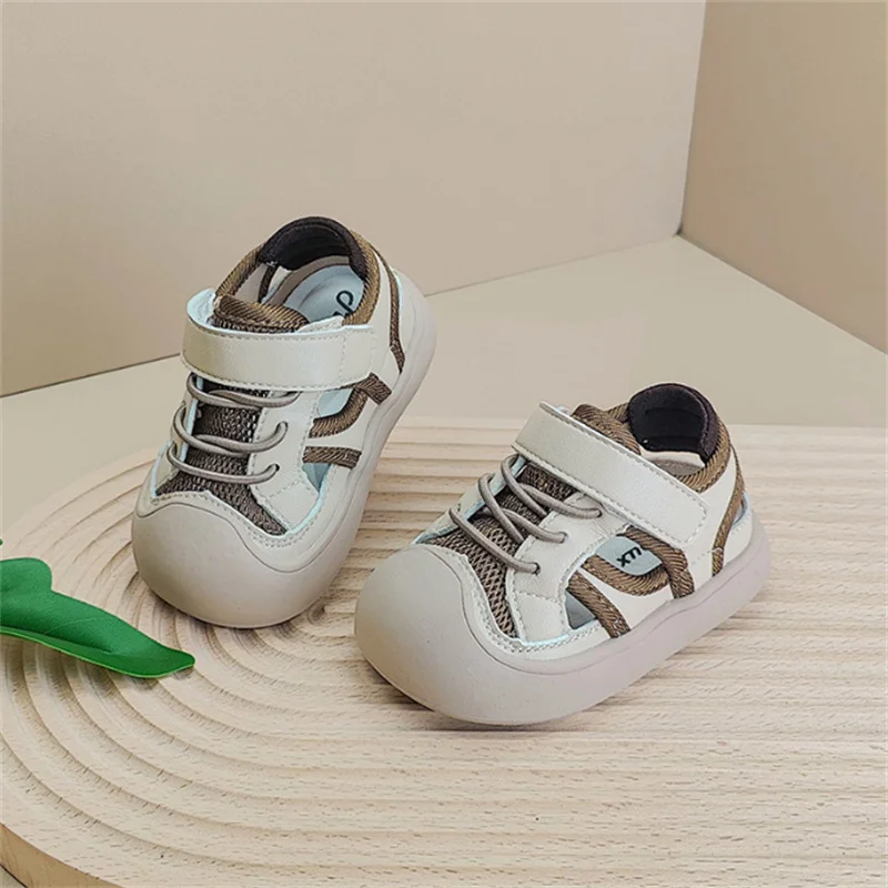 

2024 New Summer Baby Shoes Mesh Breathable Toddler Boys Sandals Sport Shoes Closed Toe Soft Sole Fashion Baby Girls Sandals
