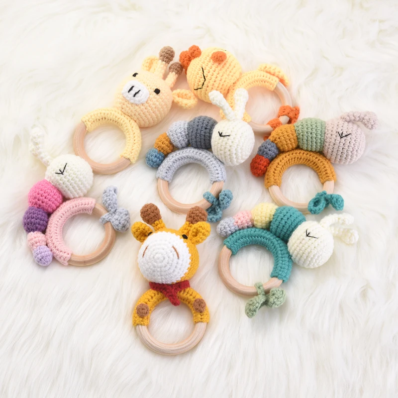 1Pcs Baby Teething Toys Wooden Teether Round Ring Bracelet Handmade Cotton Knitting Animal Caterpillar Deer Baby Rattles Gifts