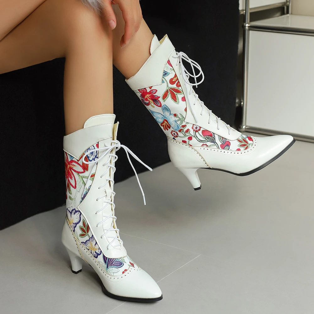 Retro Style Designer Winter Lace Up Ladies High Heel Shoes Victorian print Boots Women Fashion Motocycle Pointed Toe Booties 43