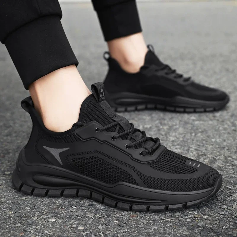 

Breathable Men's Sneakers Hiking Comfortable Mesh Student Running Shoes Stylish and Simple Large Size Men's Shoes