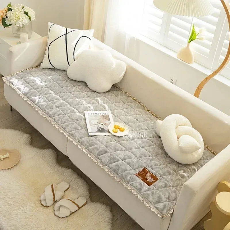 Couch Cover for Dogs Washable, Fuzzy Pet Couch Covers for 3 Cushion Sofa Pet Friendly, Non Slip Sofa Cover 27.6“x70.8