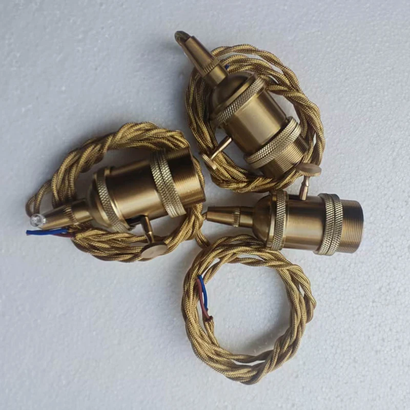 Crew Socket E27 Lampenfassung mit Drehschalter, 1,3 Meter 2-adriges Kabel, DIY-Kupferstreifenschalter, E27 Lampenkopf-Zubehör