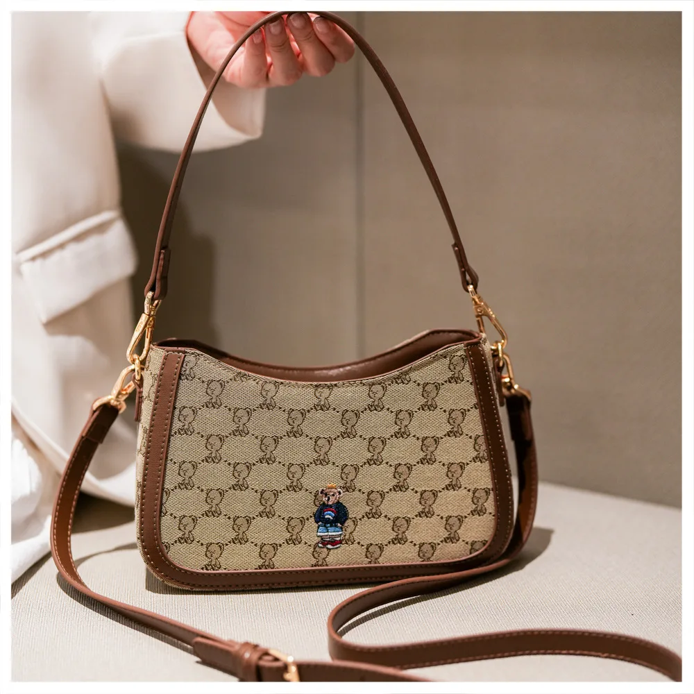 Beibaobao 2025 New Fashion Bear Single Shoulder Underarm Canvas Bag Handheld Versatile Cross Shoulder Women's Bag Подмышка