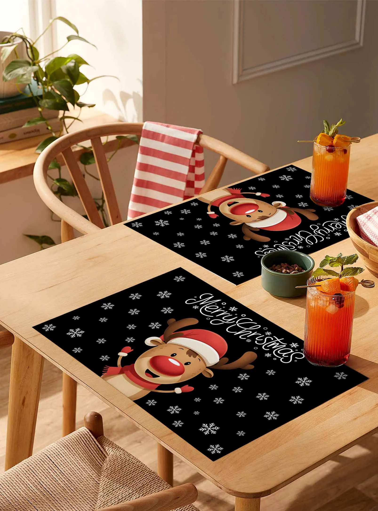 

4/6 Pcs Retro Winter Black Elk Snowflake Placemat Wedding Party Dining Decor Linen Table Mat Kitchen Accessories