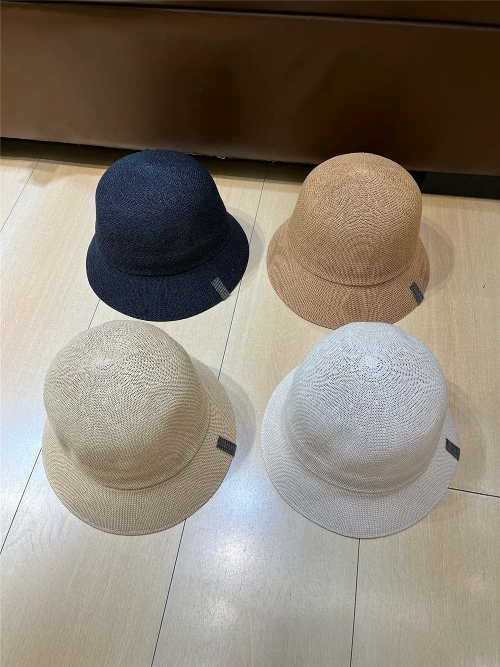 

Летняя повседневная пляжная шляпа для женщин с бусинами и цепочкой, защитная от солнца, в стиле бакет-хэт