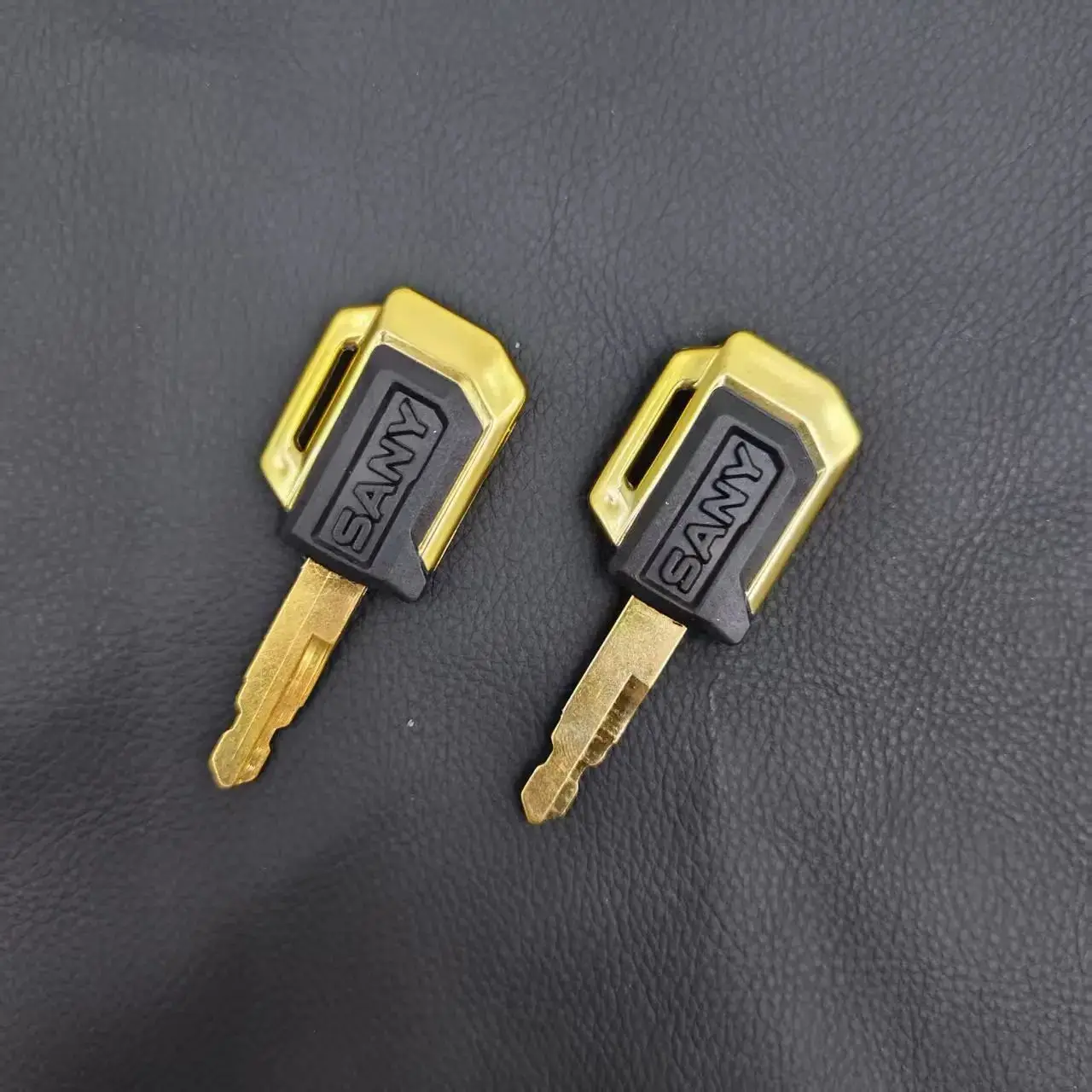 5/2pcs Sany 55 60 75 135 215 Sany Excavator Original New Tuhao Gold Key Open Door Ignition Key