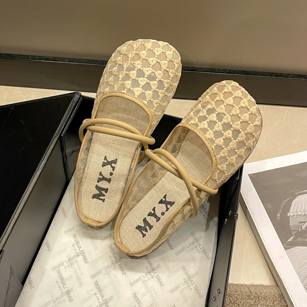 

Baotou Half Slippers Female Summer Wear Lazy Drag 2025 New Korean Version of Mesh Hollow Flat Slippers