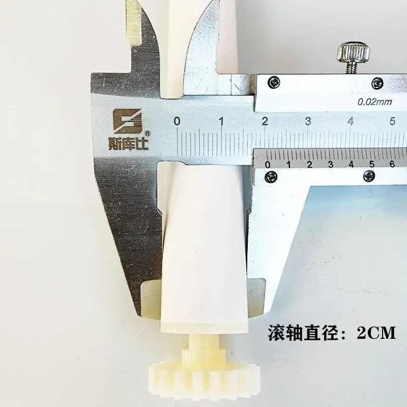 Incubator accessories: Egg flipping motor, long and short roller connection, plug gear, small incubator