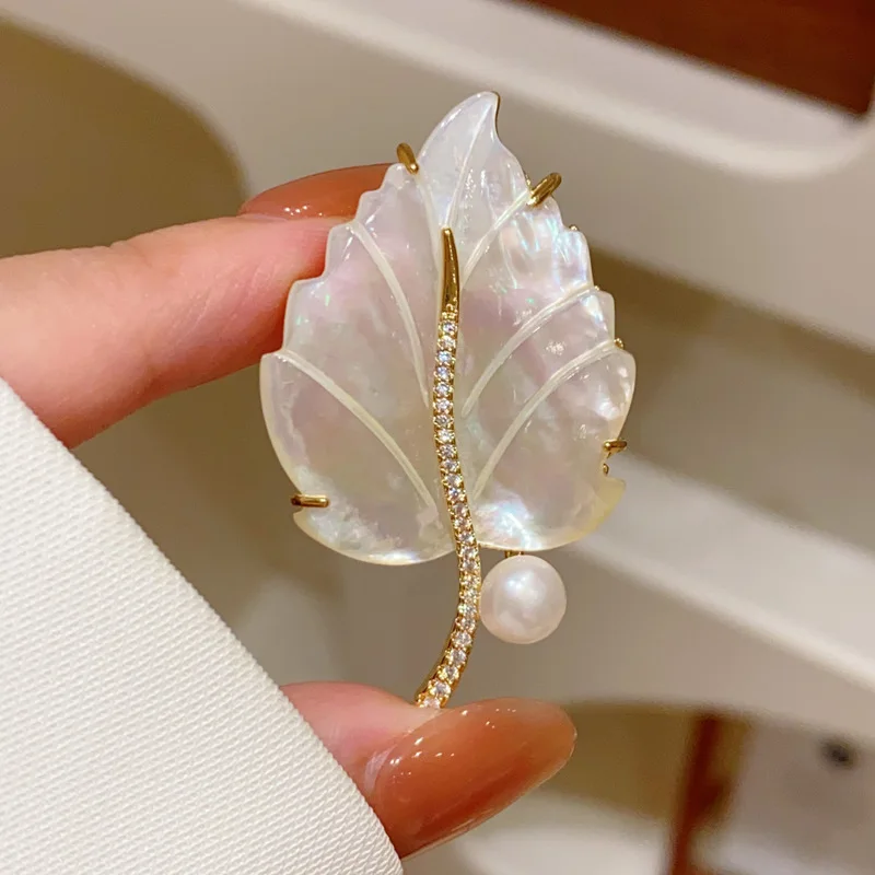 Natural Mother Of Pearl Leaf Brooch Paved Clear Cubic Zirconia Stem Freshwater Pearl Drop Gold Tone Elegant Daily Women Lapel
