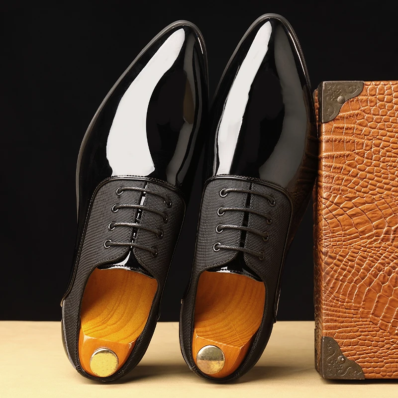 وأشار الرجال انكلترا فستان غير رسمي الأحذية ، الذكور العودة إلى الوطن الأحذية ، الزفاف الرسمي أوكسفورد ، أسود ، أبيض ، الأحمر المرقعة