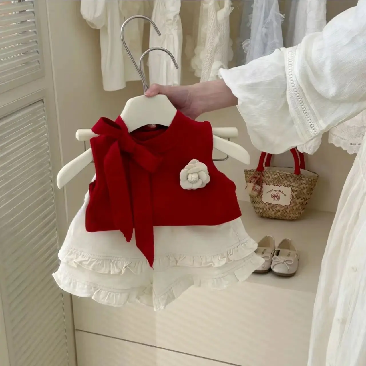 Korean Version Girls' Summer New Sweet Red Bow Tank Top and Versatile Lace Shorts Two-piece Set