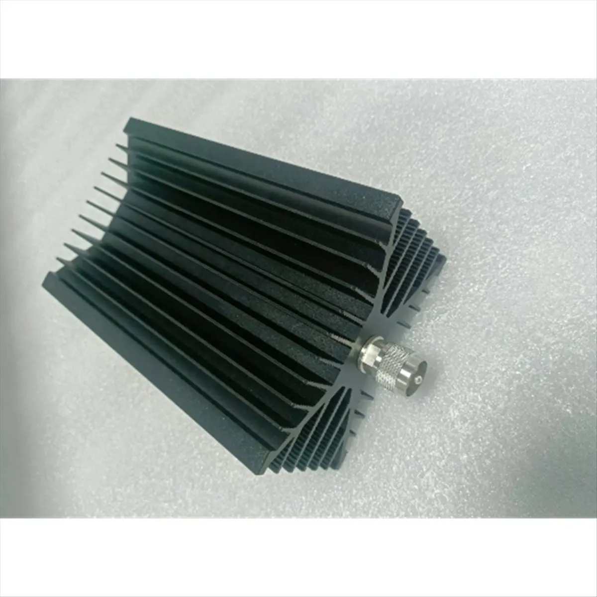 

SWXF For 200W Coaxial Dummy Load UHF Male Load High Quality for DC-520MHz Walkie Talkie Car Radio Cellular Booster DAS