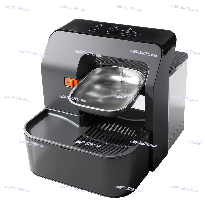 

Dumping pet water dispenser, black clean sewage separation, automatic water feeding, cat water dispenser is not plugged in.