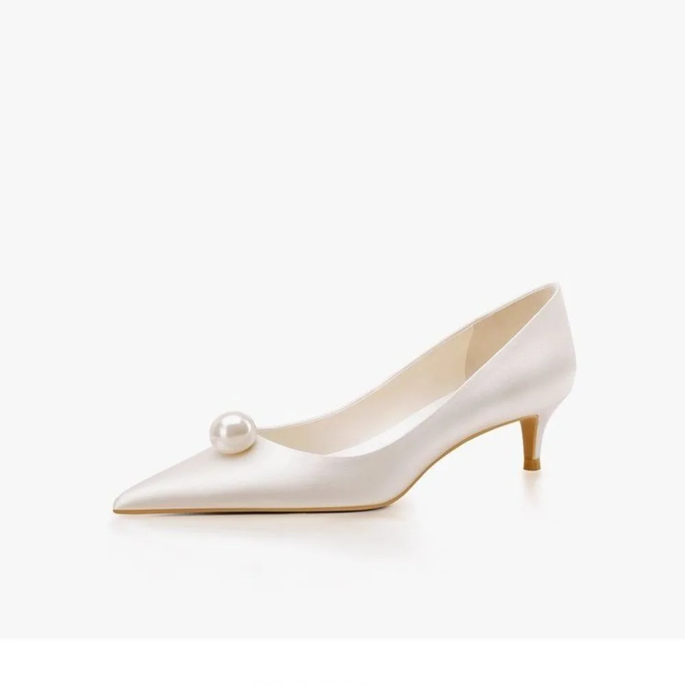 New White Satin Wedding Bride Shoes Pearl High Heels French Bridesmaid Shoes Fashion Pumps view 3