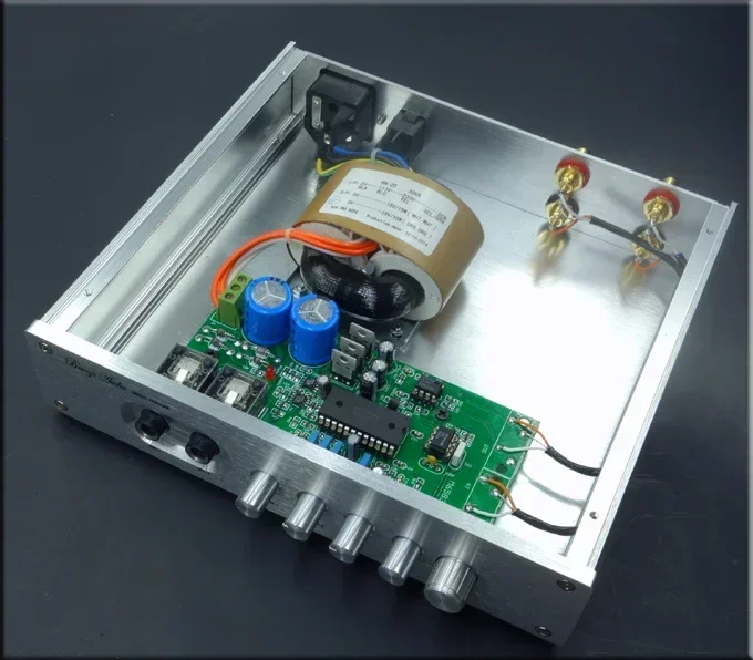 

Эксклюзивный цифровой караоке-плеер 220 В M65831 с регулируемым временем задержки и прецизионным предусилителем OPA275 Doubles JRC5532 HIFI AMP