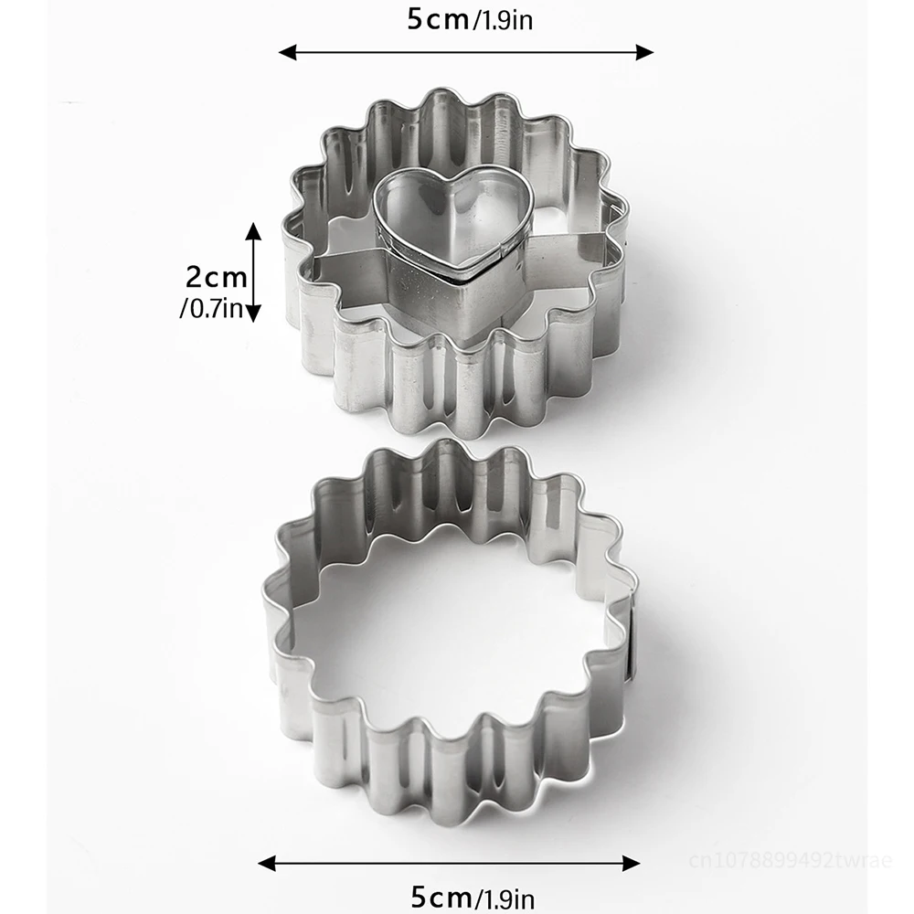 2Pcs Valentine\'s Day Heart-shape Cookie Cutter Mold Stainless Steel Lace Biscuit Press Mold DIY Decoration Tools Baking Supplies