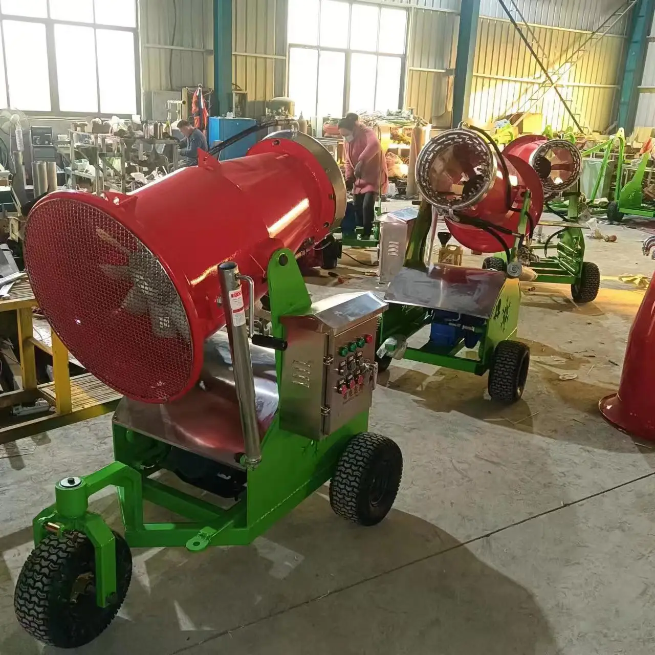 10kW 220V Automatic Ski Resort Artificial Snow Making Machine Cannon Fan Generator Shed view 4