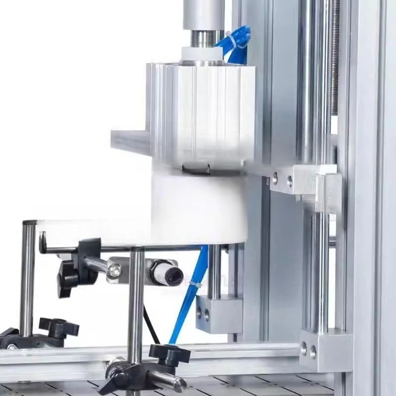 Desktop automatic capping, red wine bottle cork capping machine, pneumatic fruit wine plugging machine