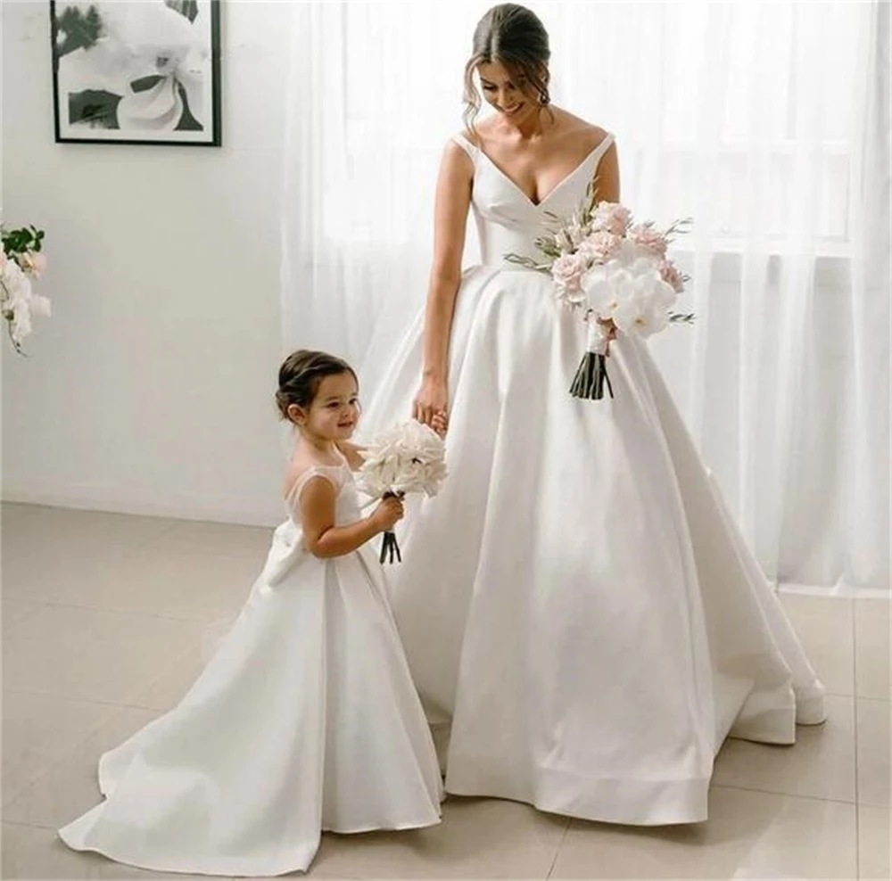 White Mother And Child Flower Girl Dresses Weddings  Satin Tulle Bow Long Bridesmaid Pageant Robe First Communion Gown