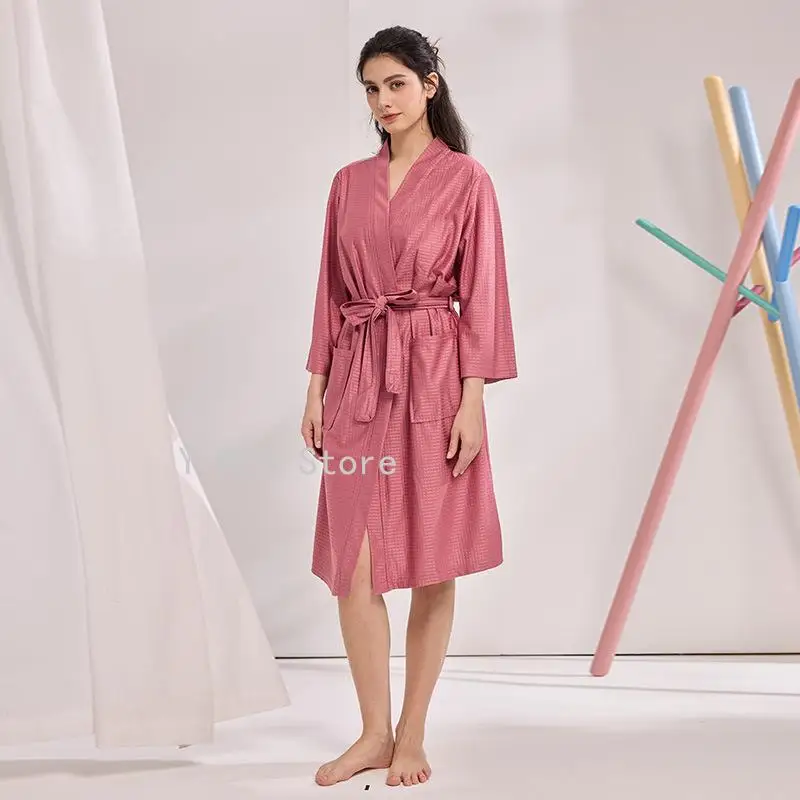 Summer Thin Lightweight Absorbent 3/4 Sleeve Mid Length Robe Casual Home Loungewear Men Women Couples Waffle Bathrobe
