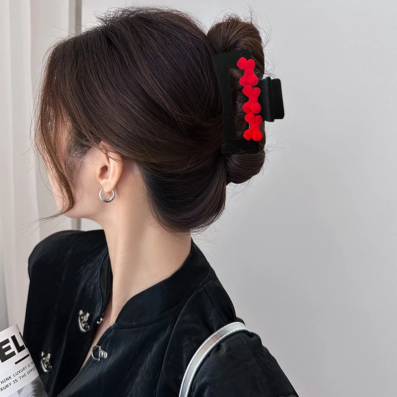 AWAYTR New Red hollow Out Flower Acrylic Hair Claw Clips Big Size Makeup Hair Styling Barrettes for Women Hair Accessories Gifts