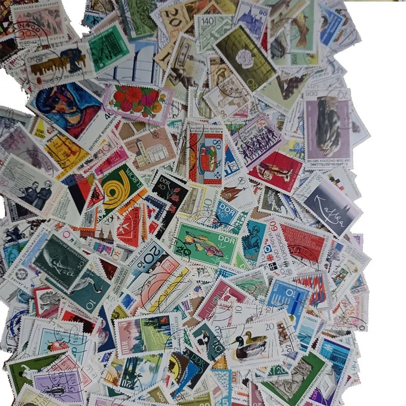 Germany Stamps Random 100 Pieces / Lot All Different Commen Postage Post Stamps With Post Mark For Collections