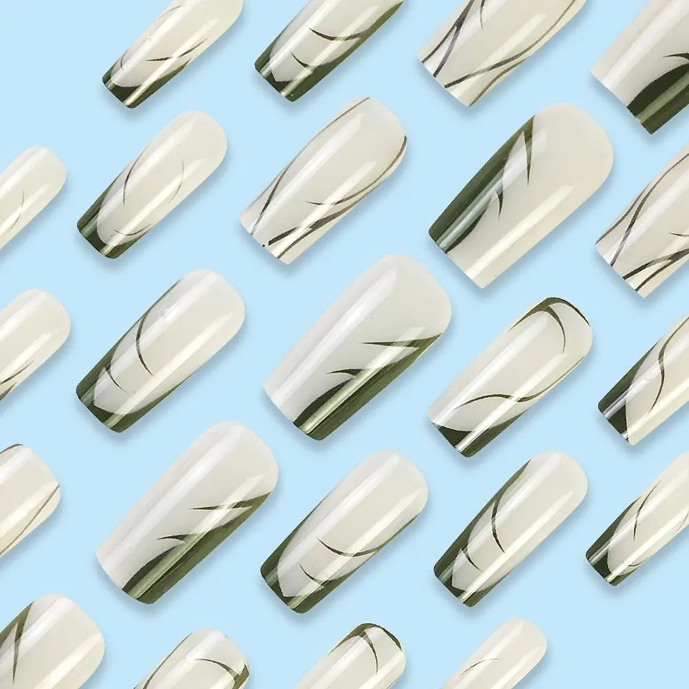 24 stks/doos Cat Eye Bloem Liefde Valse Nagel Franse Gouden Lijnen Glitter Fake Nail Aurora Blur Volledige Dekking Nail Tips voor Vrouwen Meisje