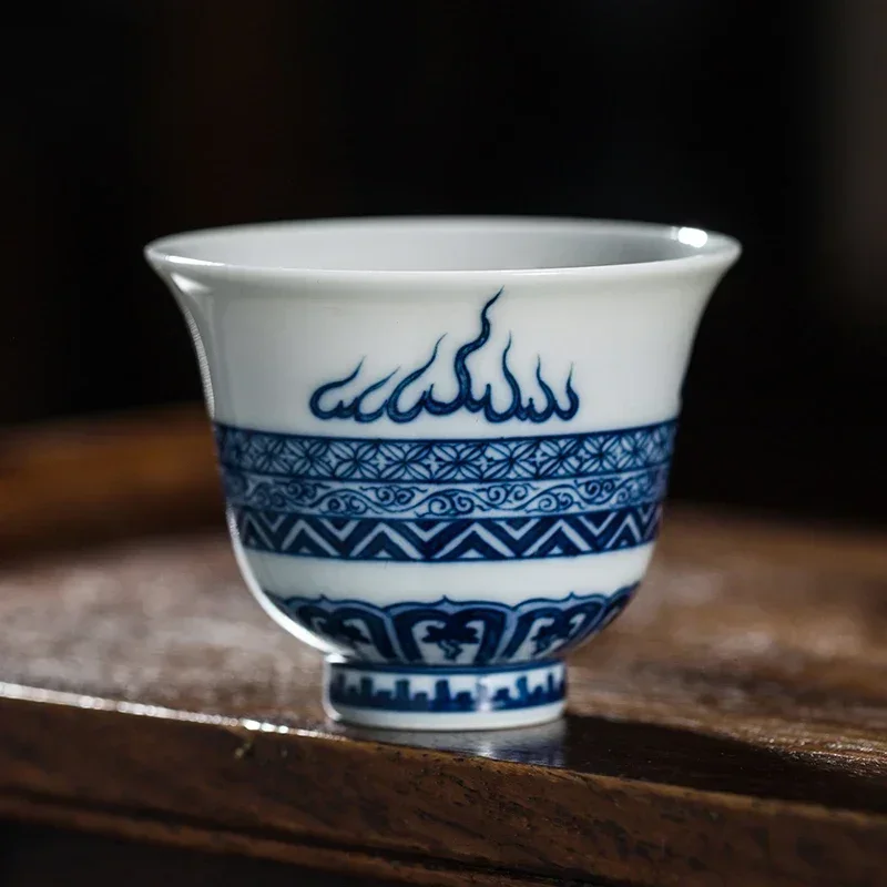 Jingdezhen Blue and White Hand-painted Flame Pattern Ceramic Porcelain Kung Fu Clear Tea Water Cups Chinese Style Mini Teacup