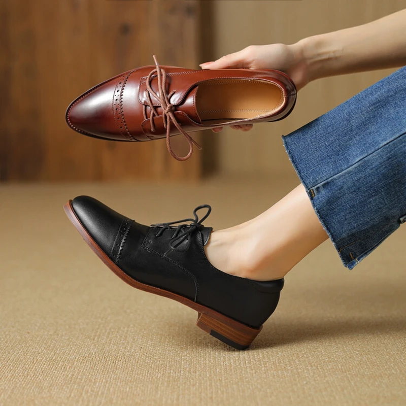 

Women's new leather cowhide round toe lace up carved hole retro mid heel plus size casual shoes work shoes loafers